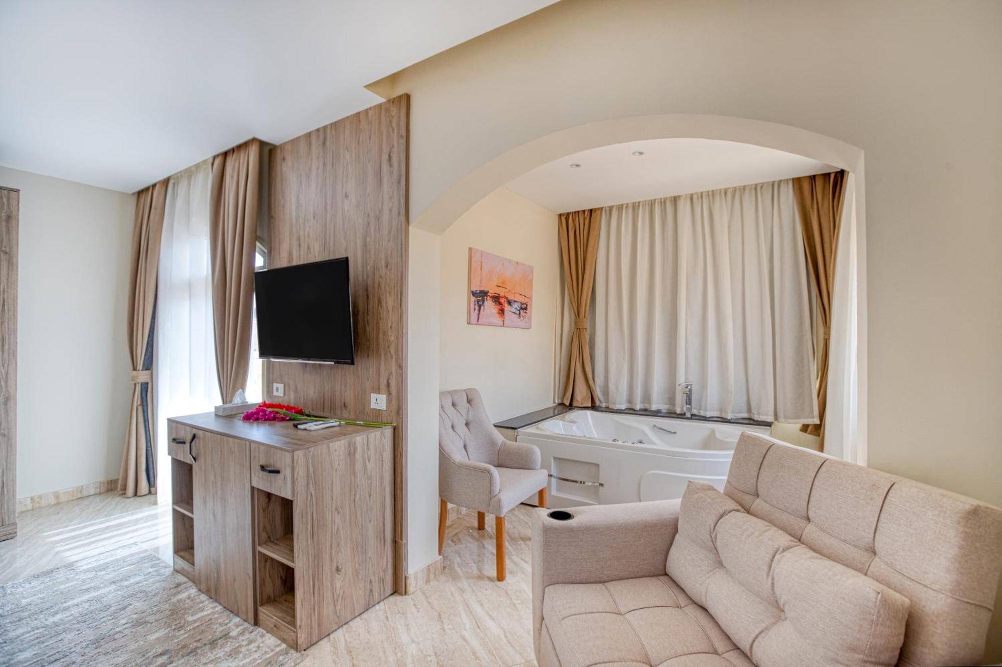 Soul Pyramids View Hotel Kafrat al Jabal Luaran gambar
